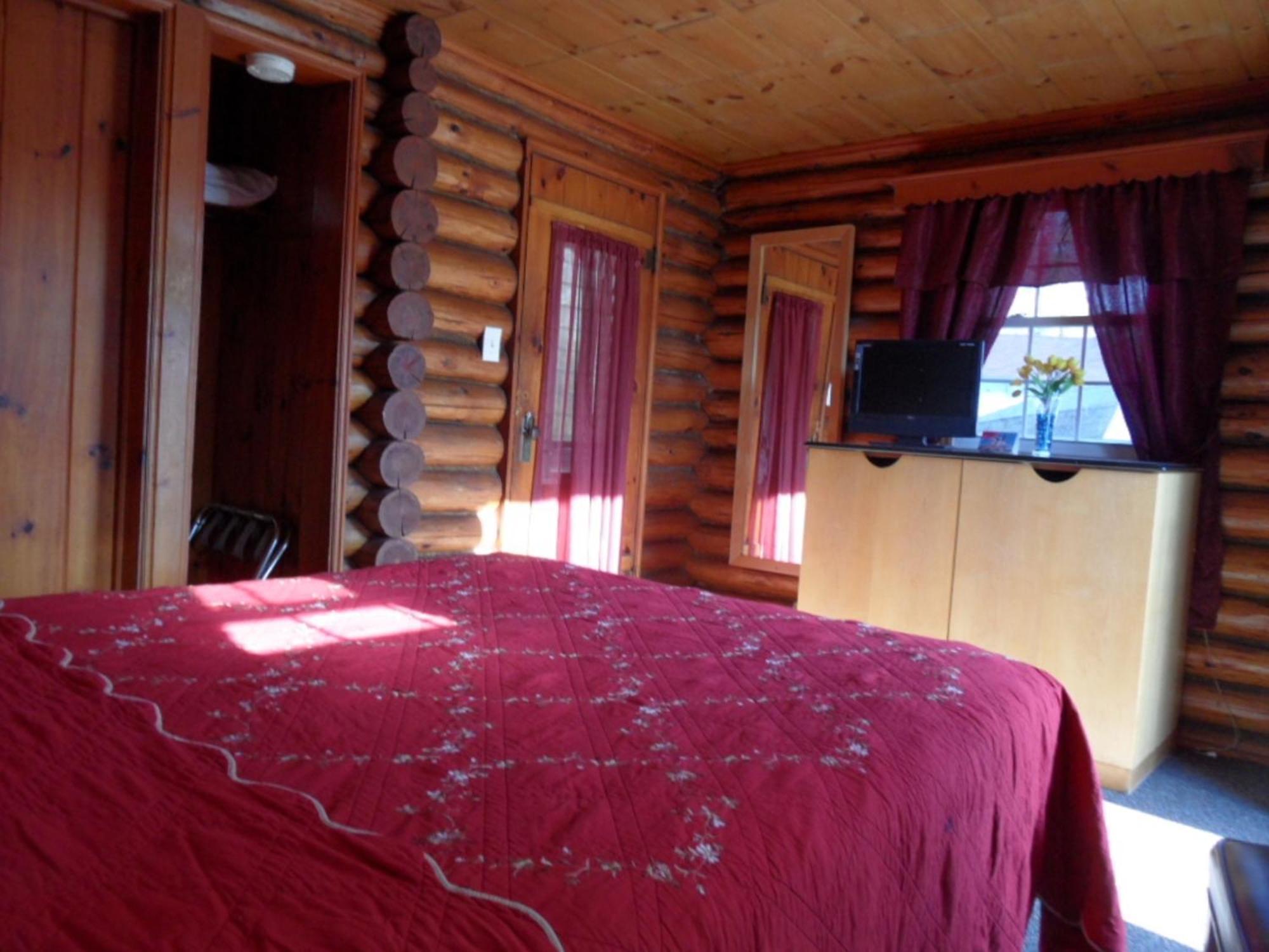 Seven Dwarfs Cabin - On The Brook Cabins Lake George Esterno foto